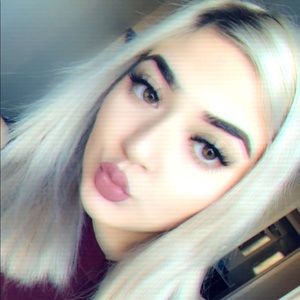 Meet your Posher, Andreana